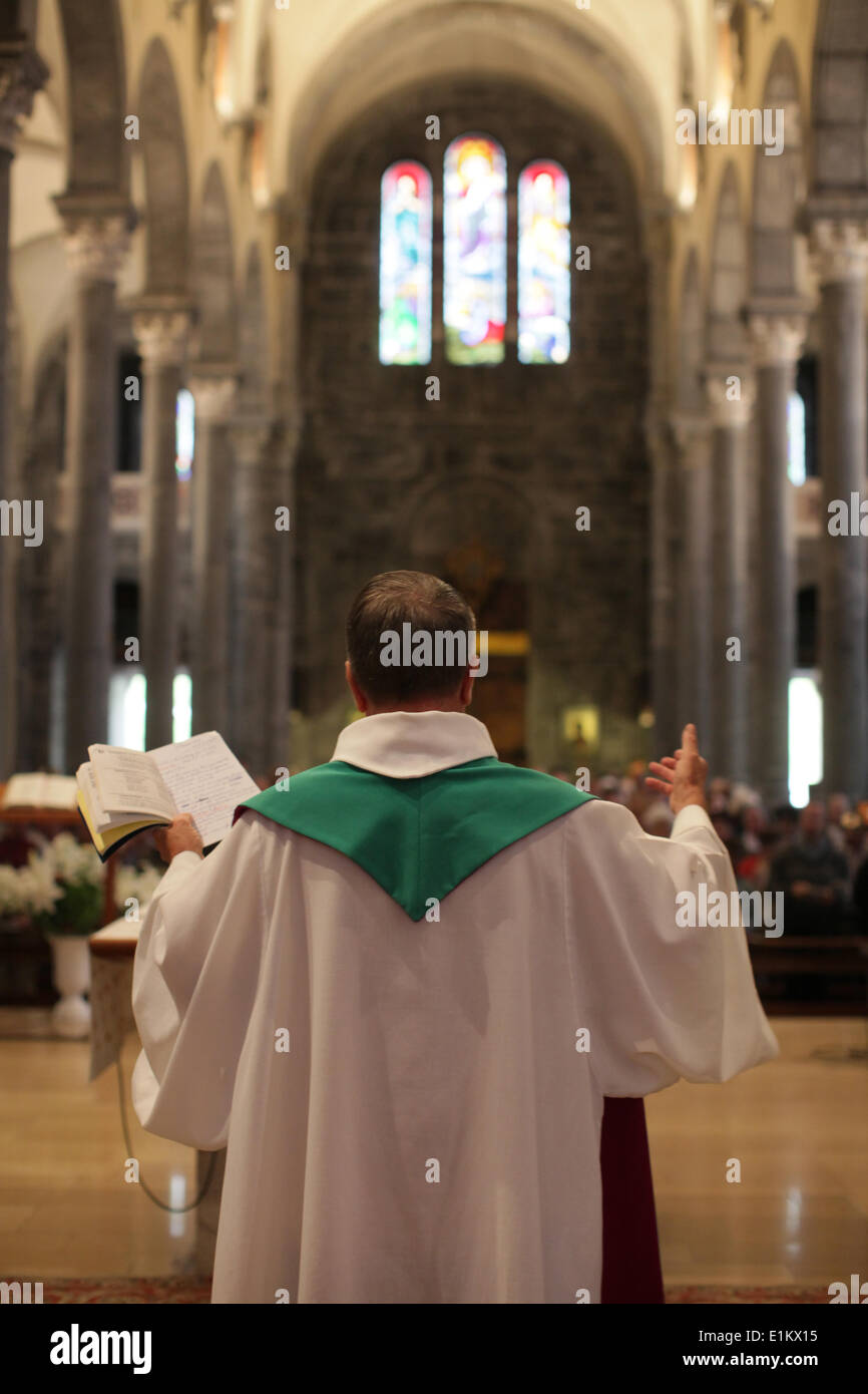 Heiligtum der Muttergottes von la Salette.  Katholische Messe. Stockfoto