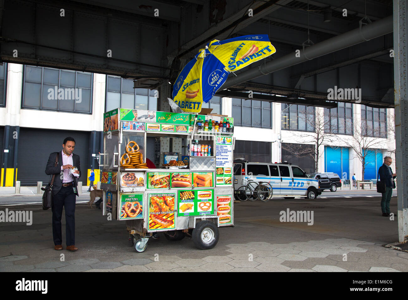 Fast-Food Straßenstand, NYC Stockfoto