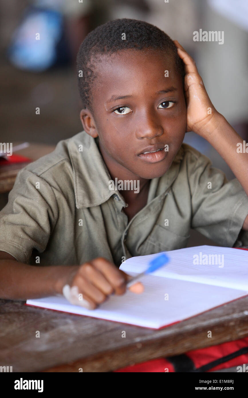 Grundschule in Afrika. Stockfoto