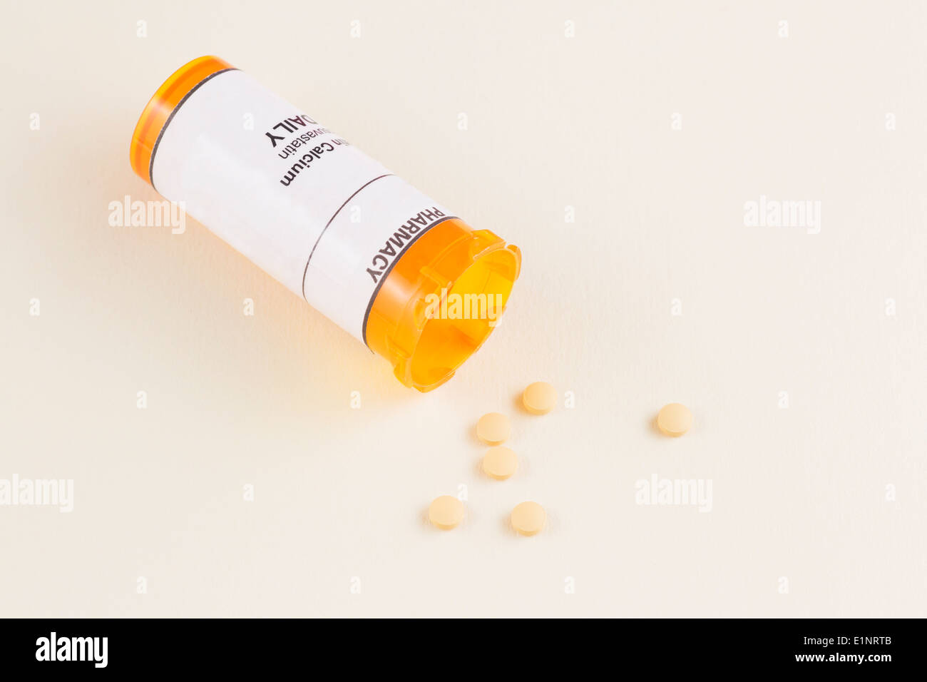 Statin Pillen in der generischen verschreibungspflichtigen Flasche Stockfoto