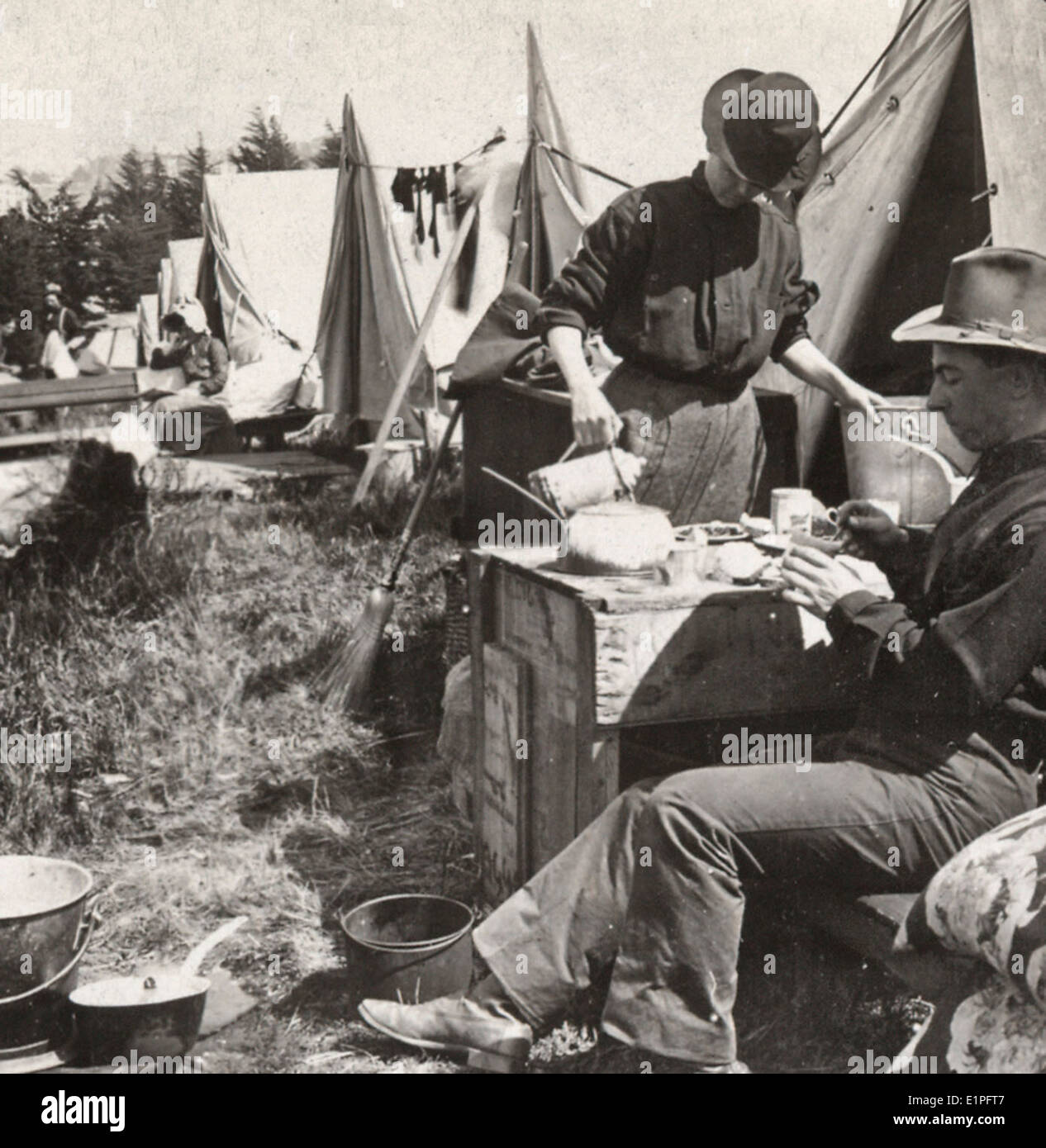 Leben zu Hause unter die Flüchtlinge - eine Straße von Zelten in der Presidio - San Francisco-Katastrophe - April 1906 Stockfoto