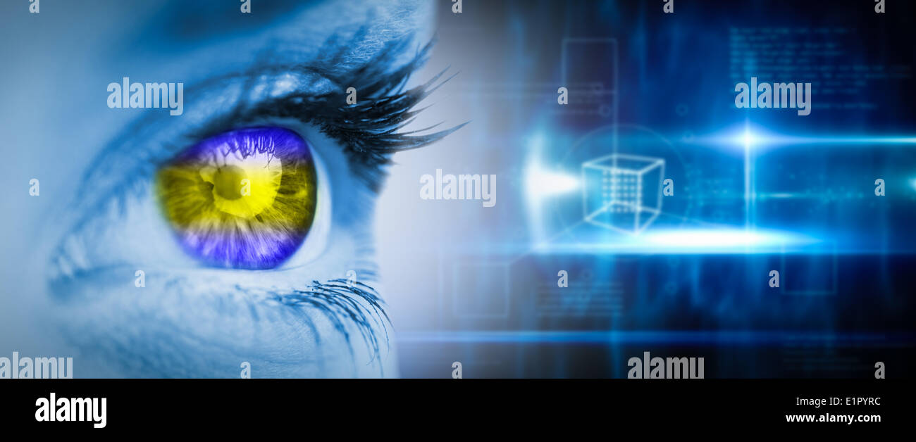 Zusammengesetztes Bild von grünen und gelben Auge auf blaue Gesicht Stockfoto