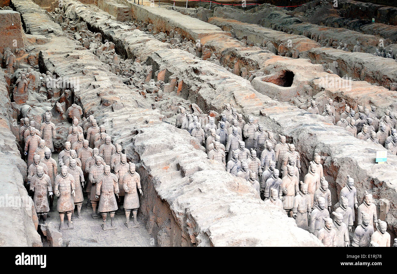 Terrakotta-Krieger, Mausoleum des ersten Qin-Imperators Qin Shi Huang, Bezirk Lintong, Xi'an, Provinz Shaanxi, China Stockfoto