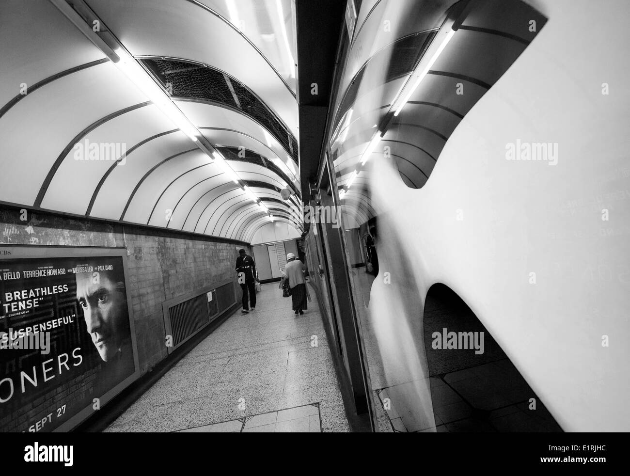 Ein Tunnel in der Londoner U-Bahn, England UK Stockfoto