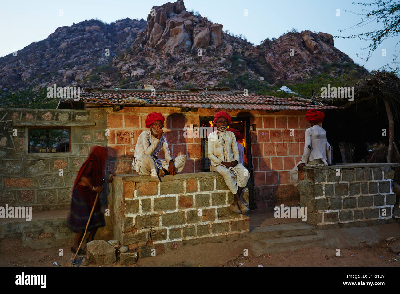 Indien, Rajasthan, Meda Dorf um Jodhpur, Rabari ethnische Gruppe, Dorf Völker Stockfoto