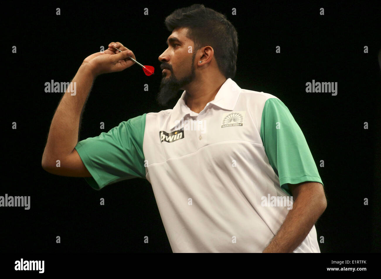 Nitan Kumar (Indien) bei der WM 2014 Darts in der Sport-Halle. Hamburg, 06.06.2014 Stockfoto