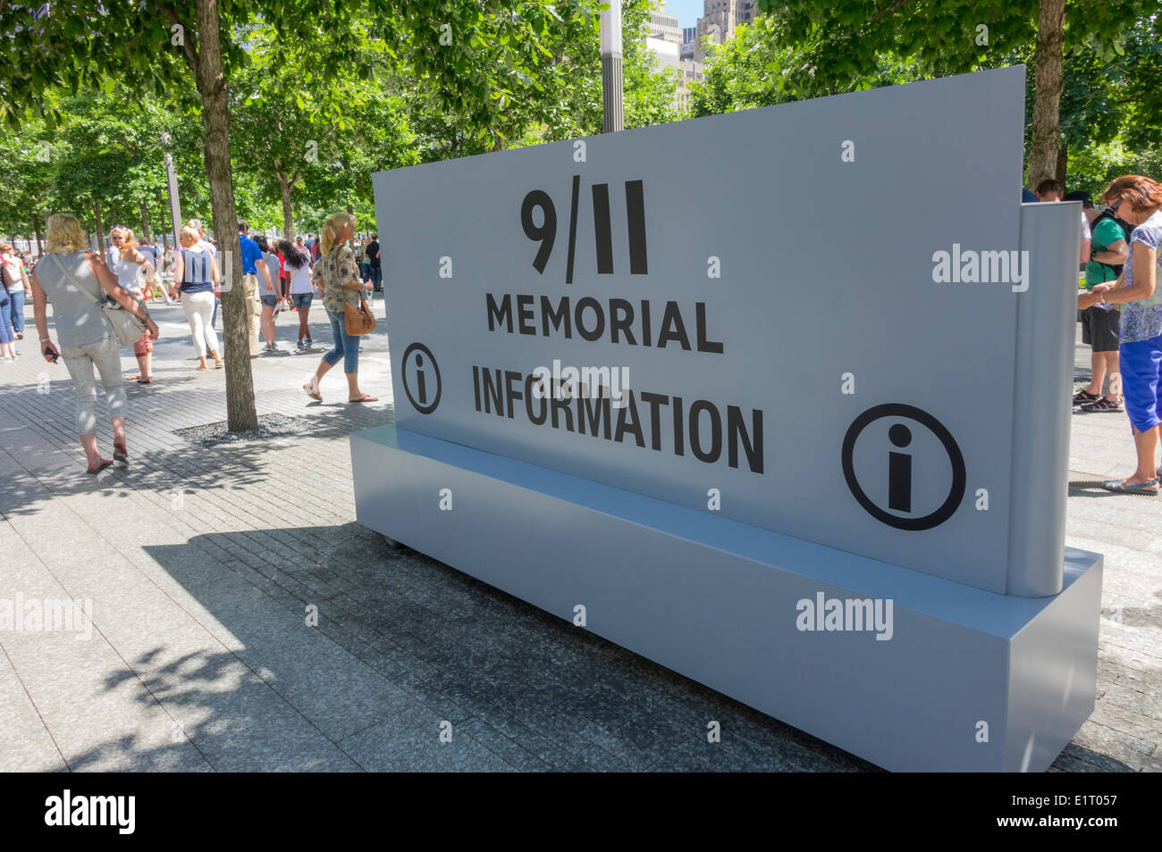 9/11 Memorial Hinweisschild in New York City, USA Stockfoto