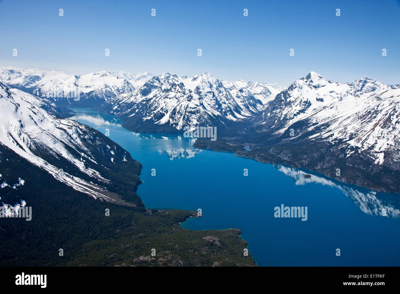 Flug über Chilko Lake in den Chilcotin Arche in British Columbia Kanada Stockfoto