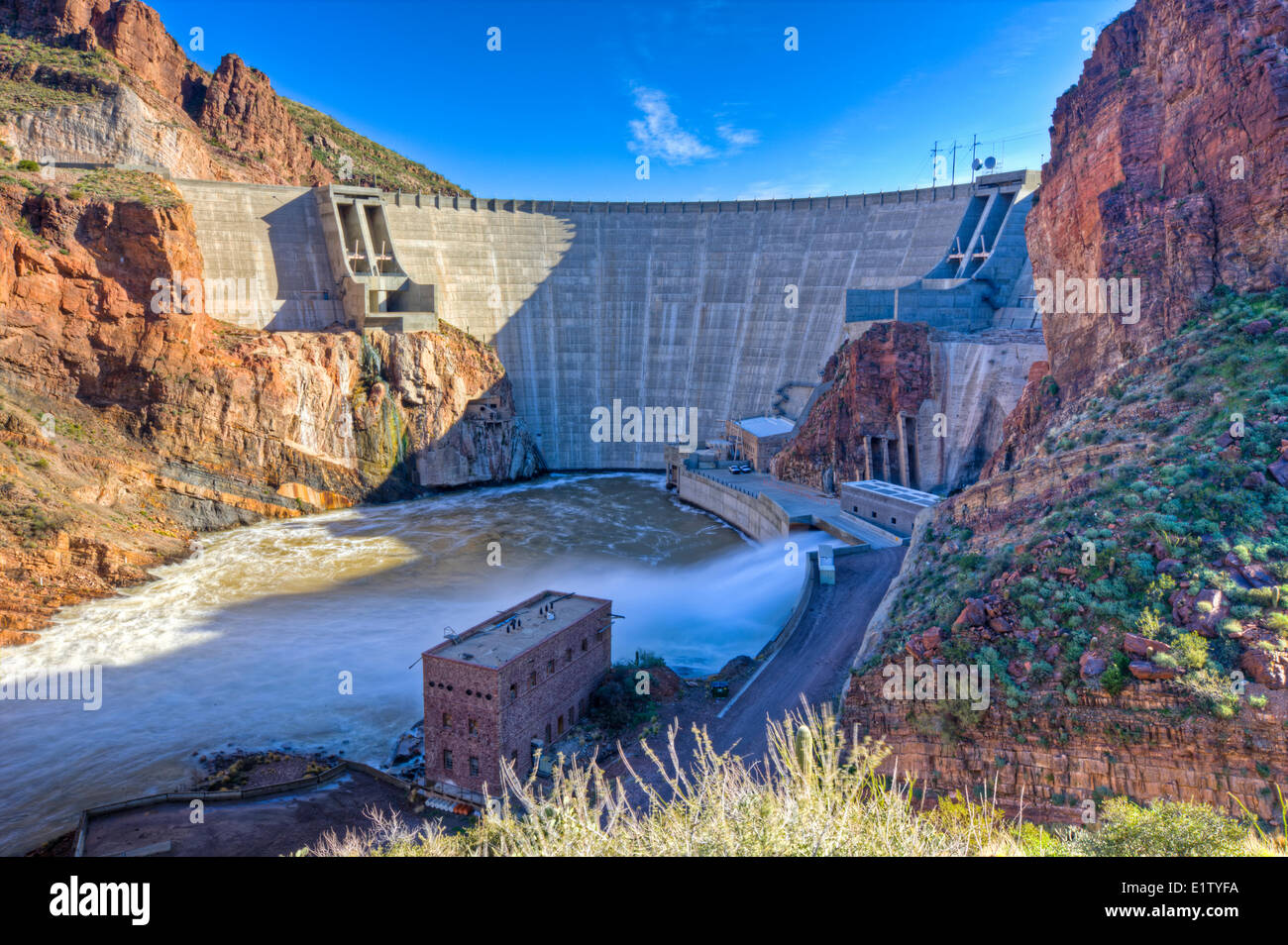 Theodore Roosevelt Dam, Wasserkraft erzeugen, Apache Trail in Arizona Highway 88, Arizona, USA Stockfoto