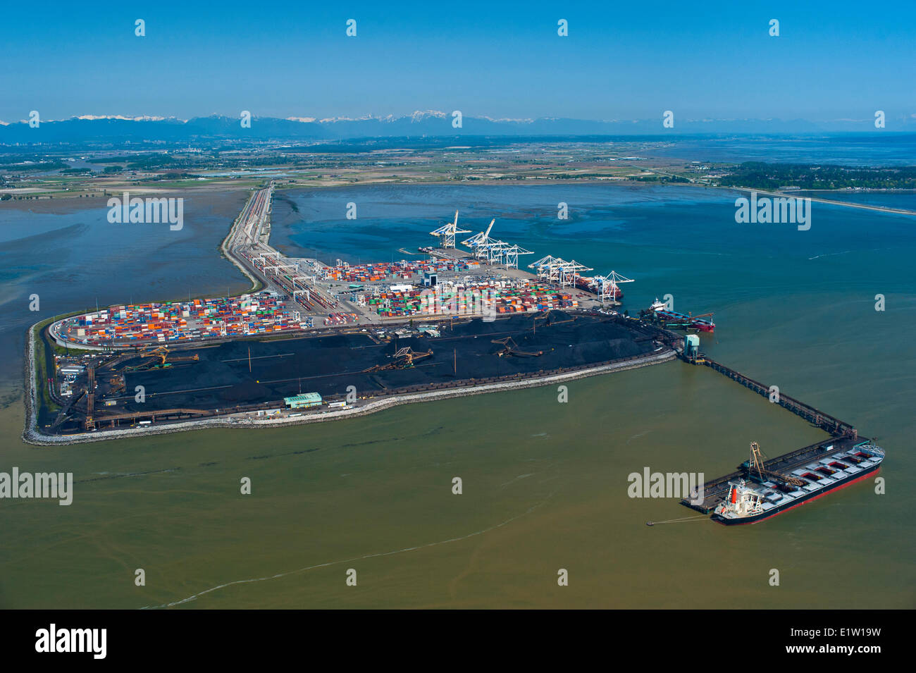 Delta-Hafen aus der Luft. Stockfoto
