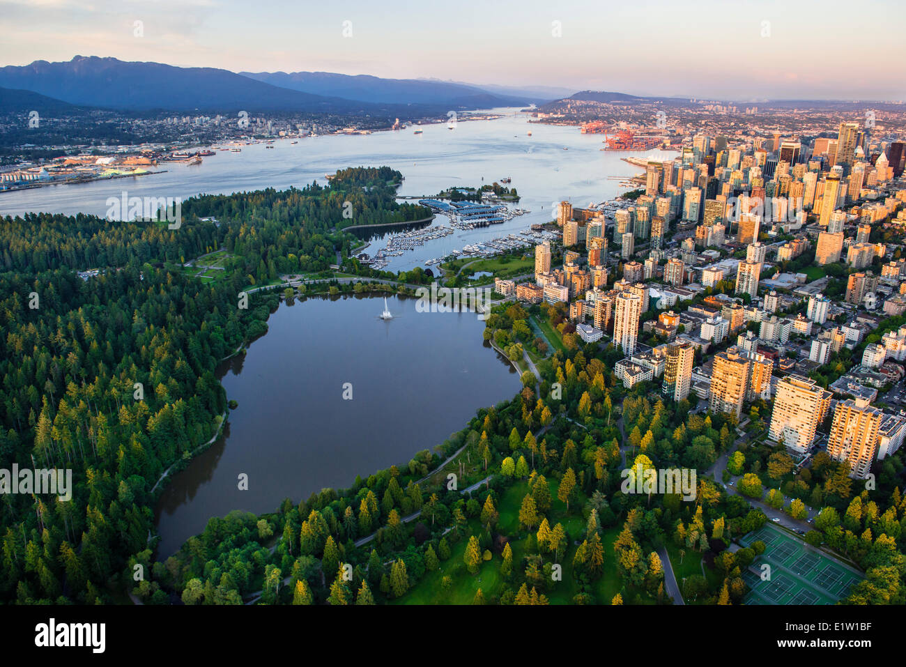 Stanley Park, Vancouver und die Lost Lagoon. Stockfoto