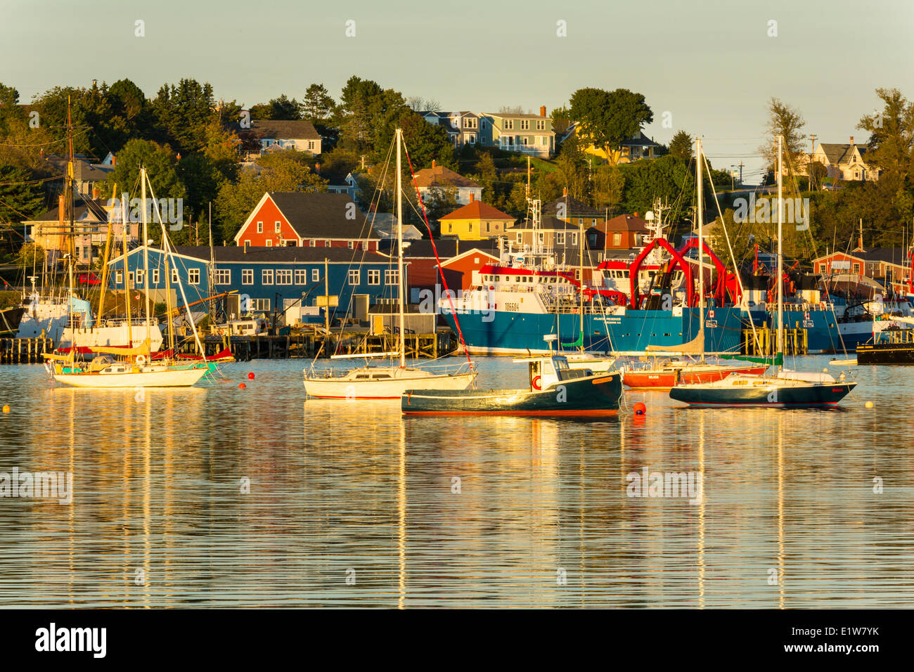 Segelboote, Lunenburg Waterfront, Nova Scotia, Kanada Stockfoto