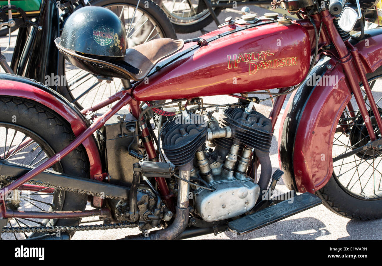 Vintage Harley Davidson Motorrad am VMCC Banbury verkehren. Banbury, Oxfordshire, England Stockfoto