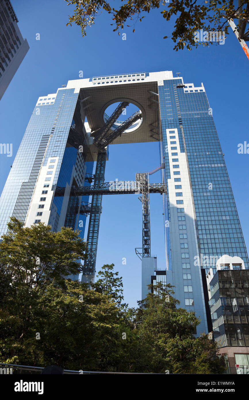 Einer der Osakas bekanntesten Wahrzeichen, das Umeda Sky Building, Osaka, Japan Stockfoto