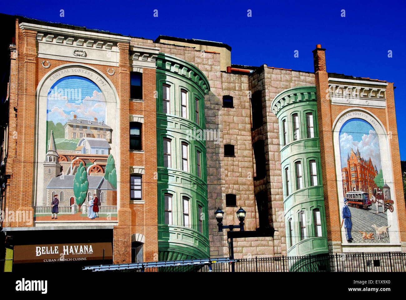 YONKERS, NY: Historische Trompe l ' oeil Wandgemälde Stockfoto