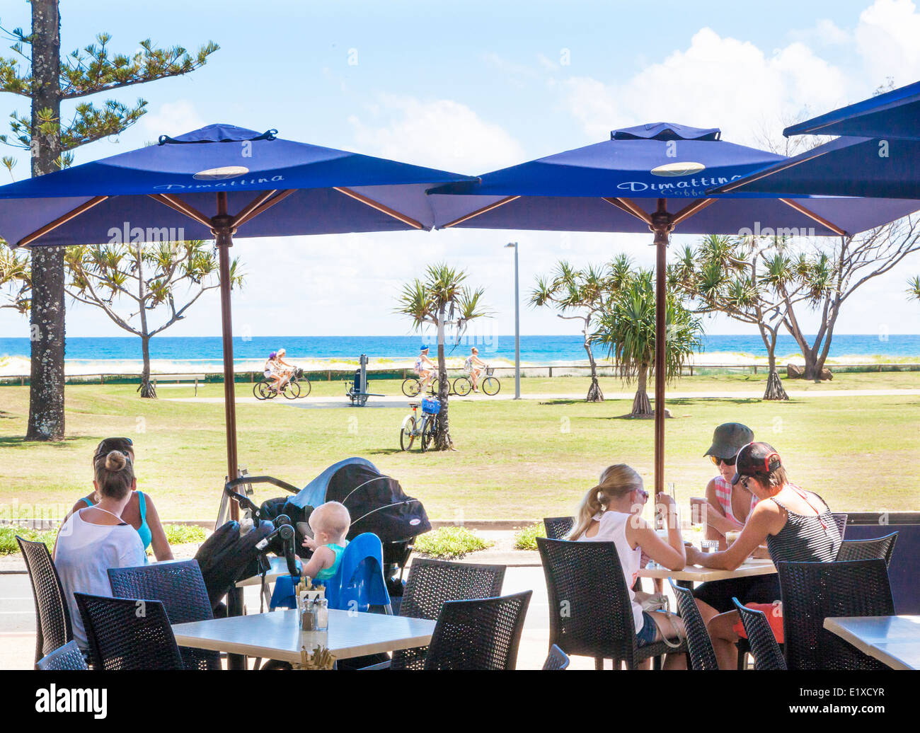 Cafe an der Gold Coast in Kirra, Queensland, Australien Stockfoto