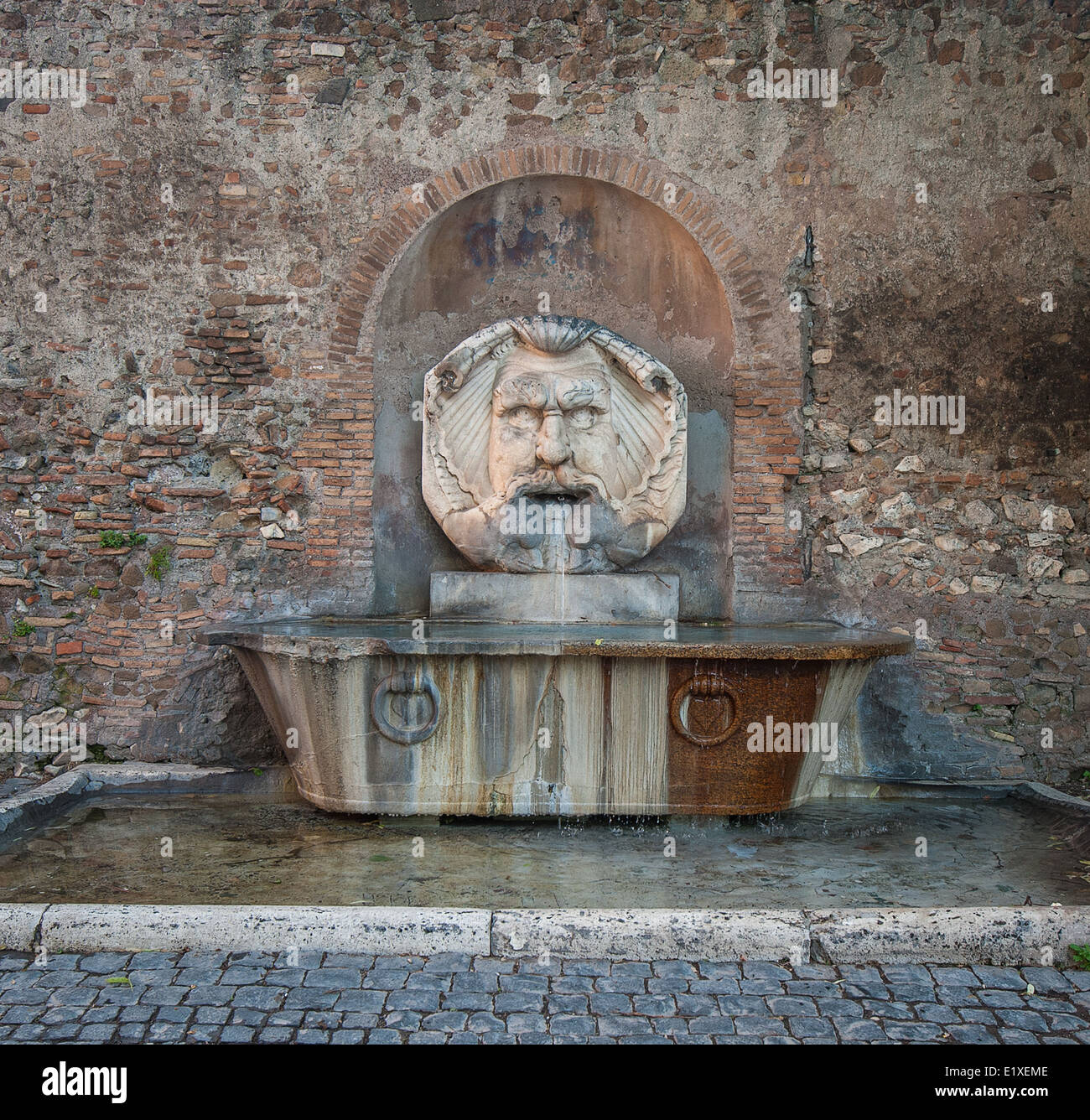 Brunnen im Aventin-Hügel, Rom, Italien Stockfoto