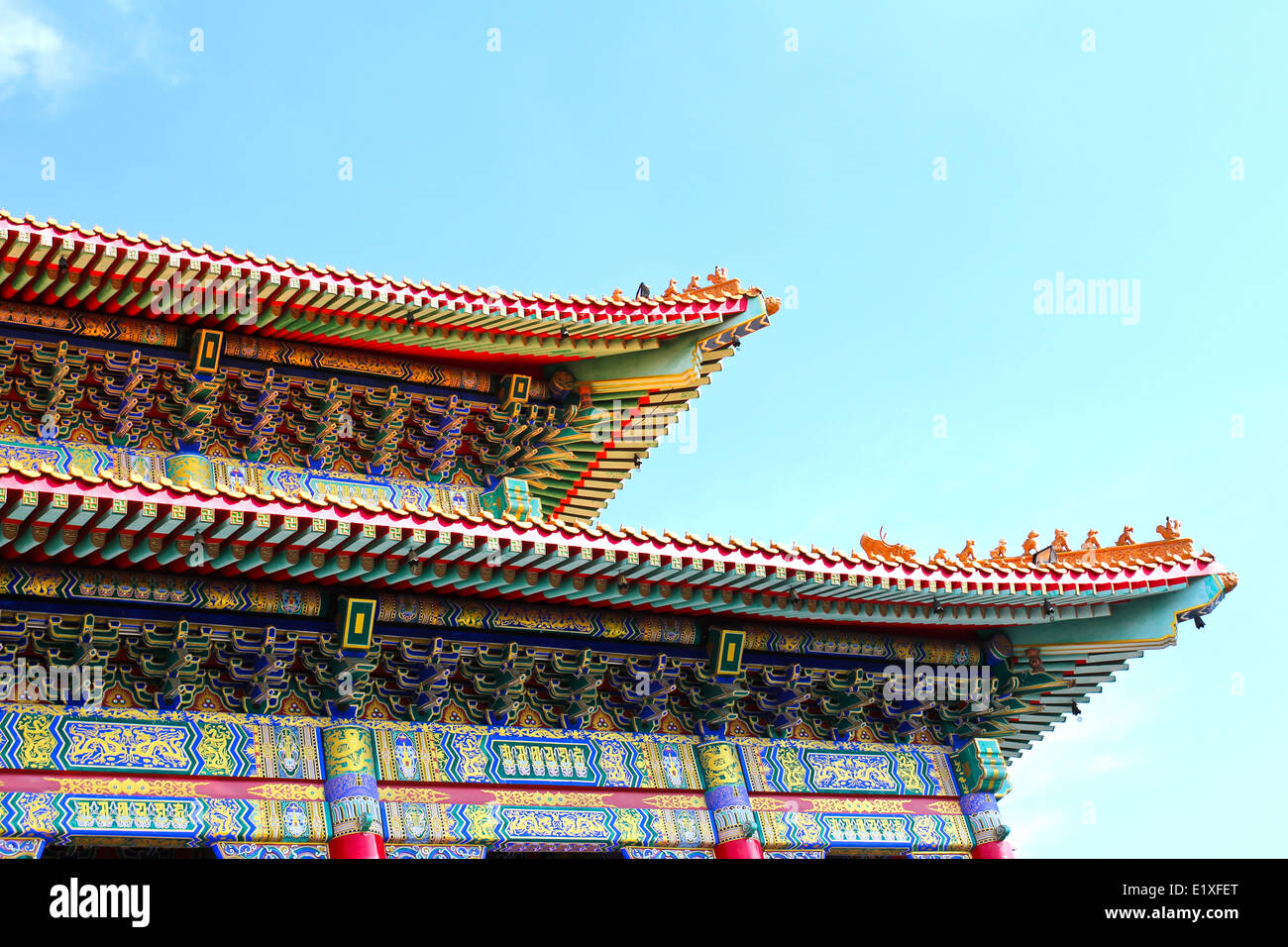 Traditionellen chinesischen Stil Tempel am Wat Leng-Noei-Yi in Nonthaburi, Thailand. Stockfoto