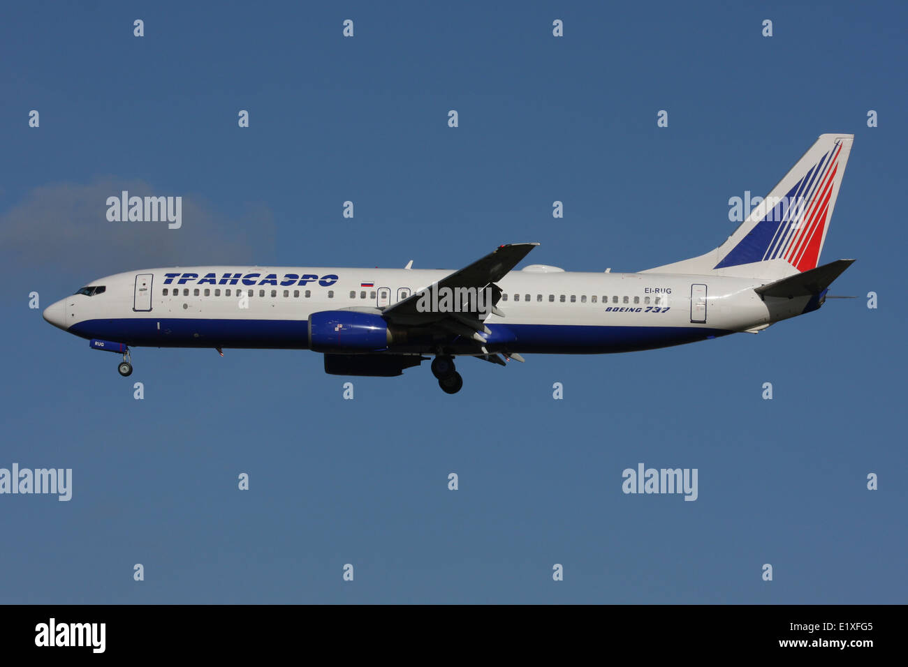 "TRANSAERO" BOEING 737 800 Stockfoto