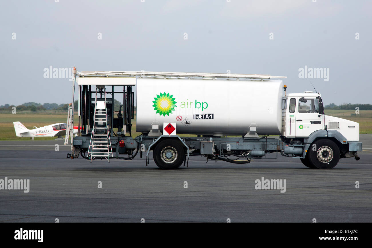 BP-Kraftstoff-Airline Betankung LKW LKW Asphalt Stockfoto