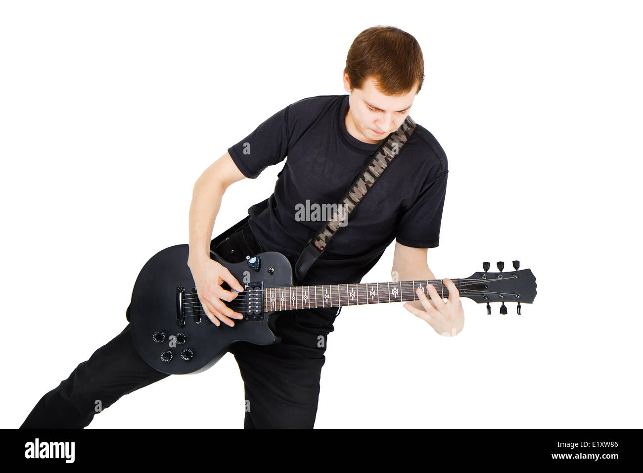 Musiker mit einem schwarzen e-Gitarre Stockfoto