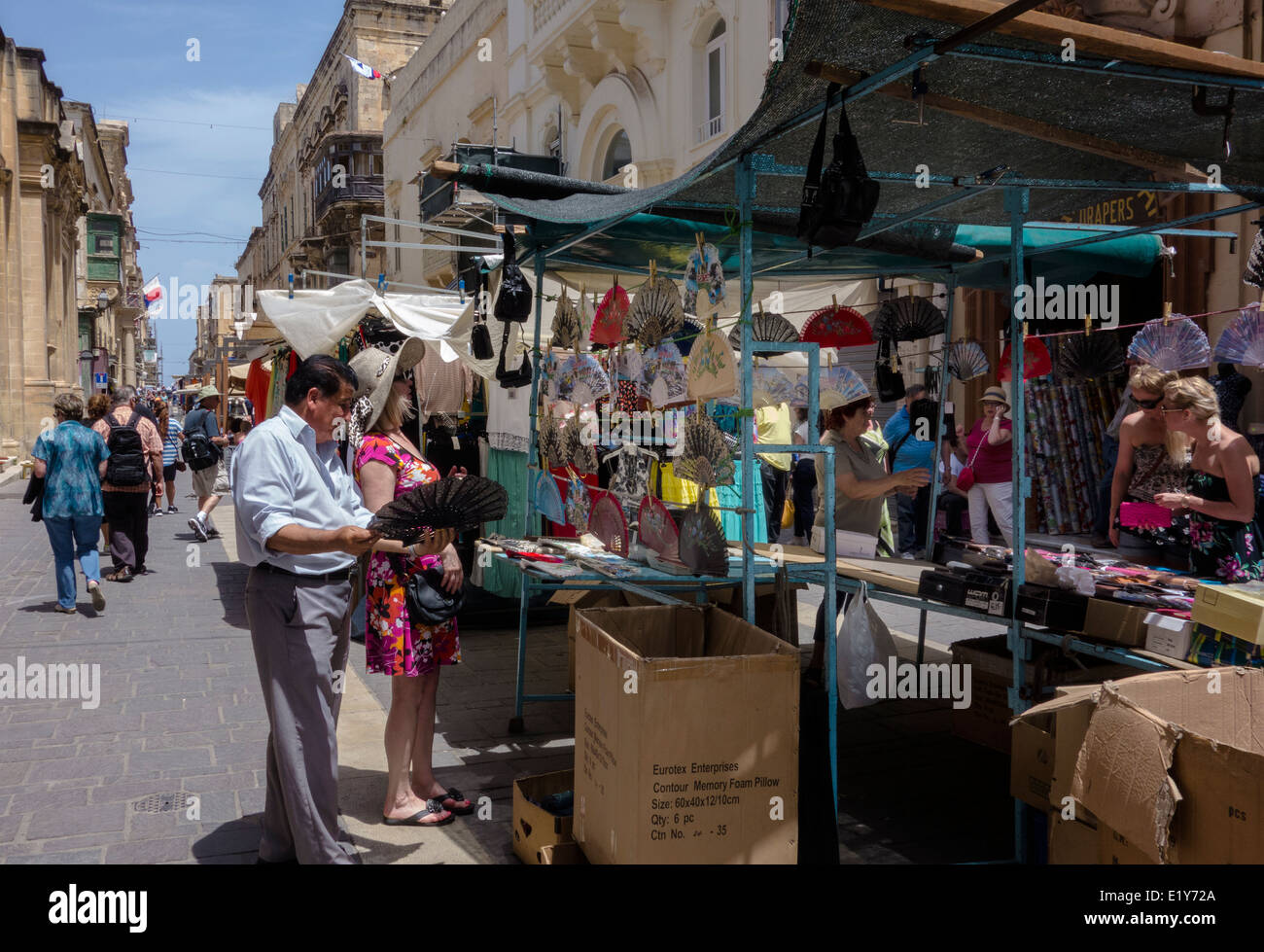 Marktstand Spitze Fans zu verkaufen. Stockfoto