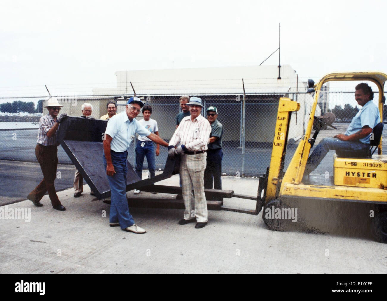 Die Convair YF2Y-1 Sea Dart war ein experimenteller amphibischer Kampfflugzeug für Land- und Seeeinsatz. In den 1950er Jahren entwickelte er einen bedeutenden Schritt in der militärischen Luftfahrt und in der amphibischen Kriegsführung. Stockfoto