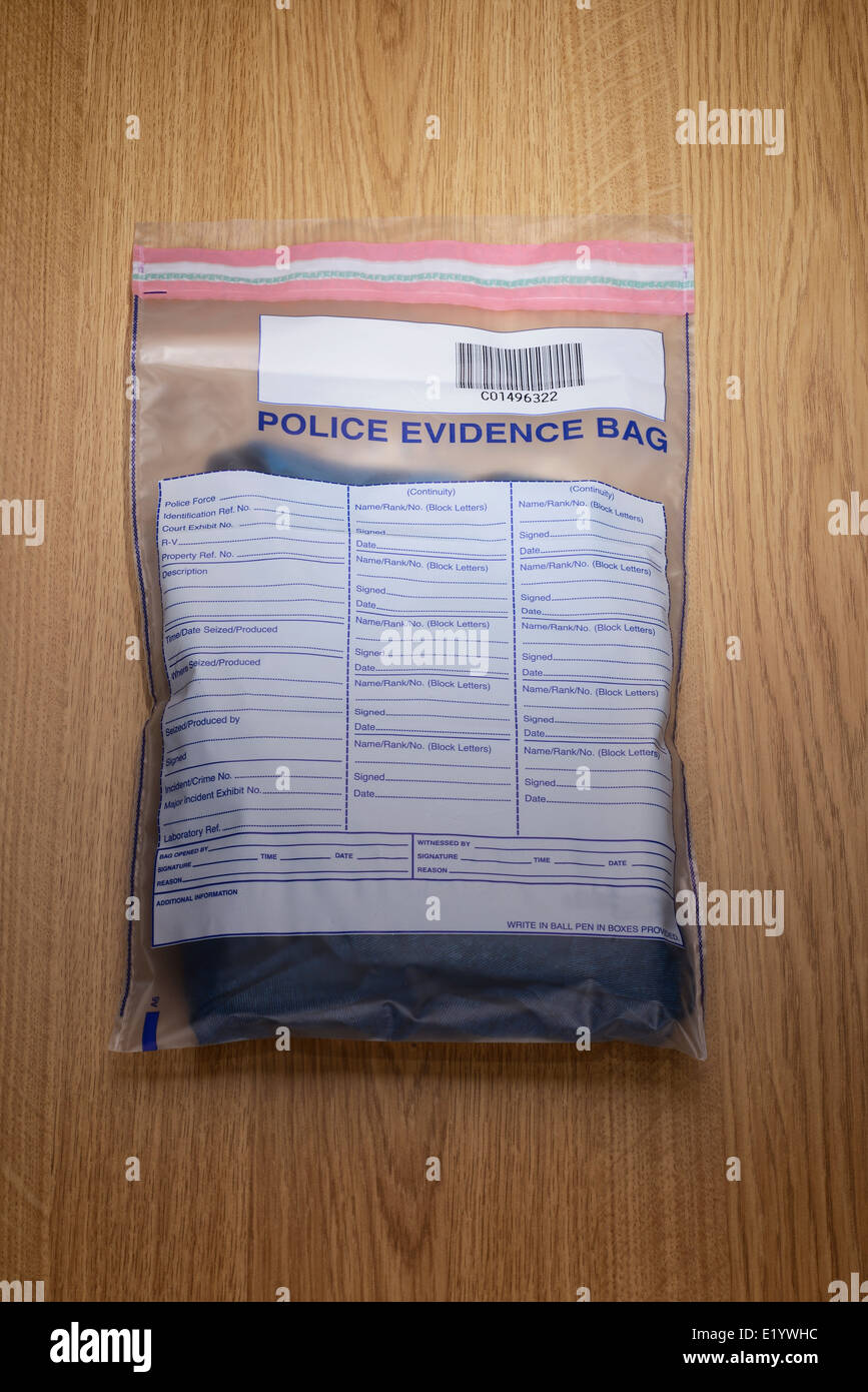 Eine Polizei Beweise Tasche im Rampenlicht Stockfoto