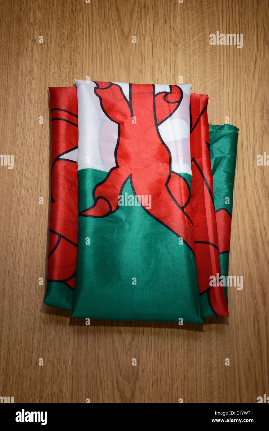 Flagge von Wales gefaltet Stockfoto