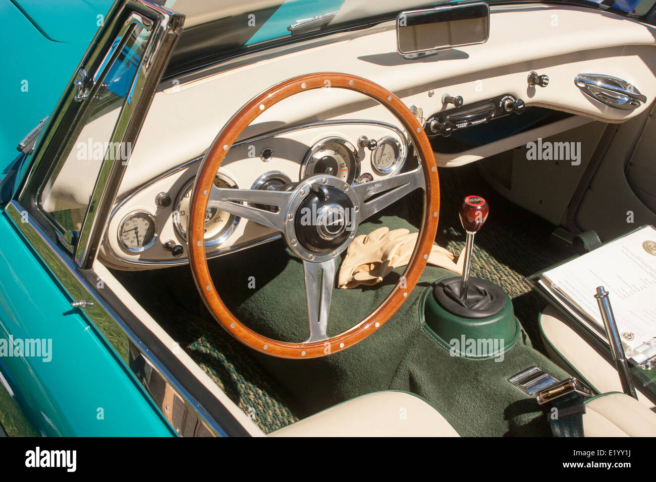 Das Innere eines Oldtimers Sport, Austin Healey 3000 Stockfoto