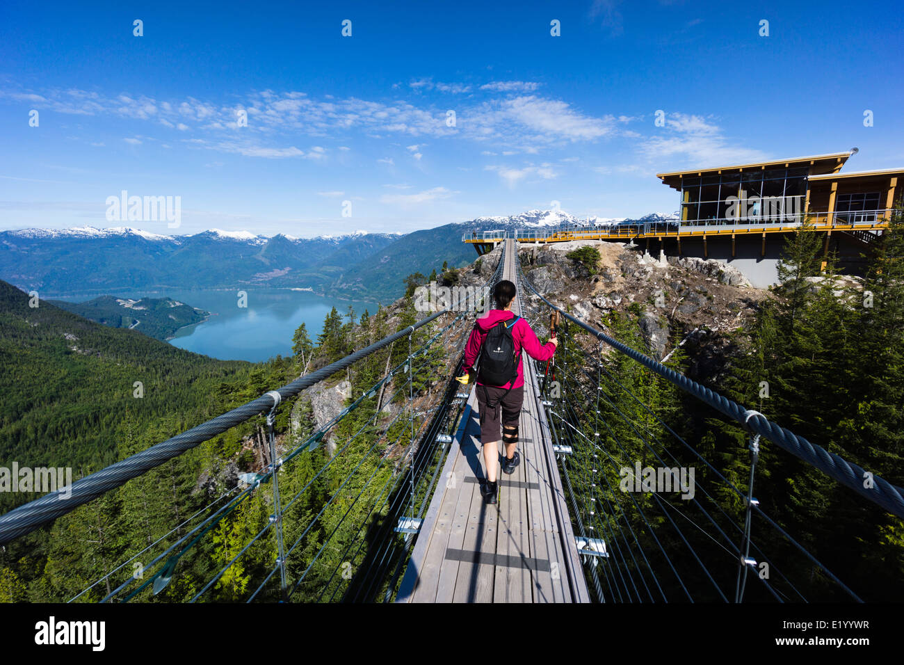 Sky Pilot Hängebrücke. Sea to Sky Gondola, Squamish, British Columbia, Kanada. Stockfoto