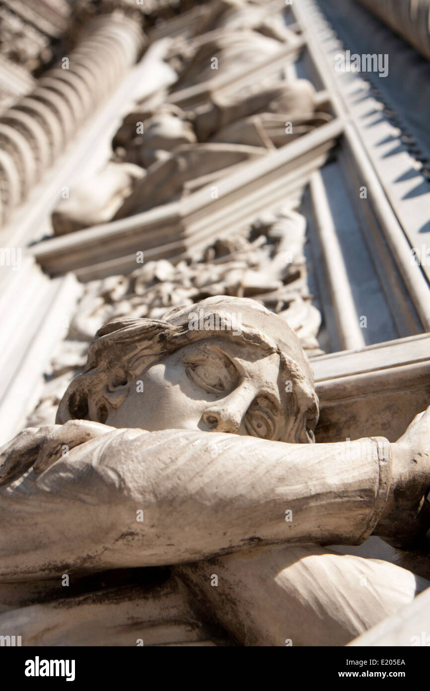 Fenster, Schnitzen von Basilica di Santa Maria del Fiore Florenz Italien Stockfoto