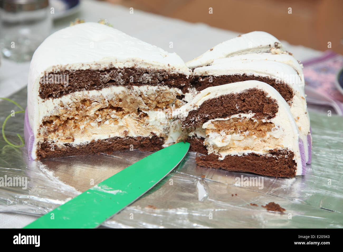 Kuchen Messer schneiden Stockfoto