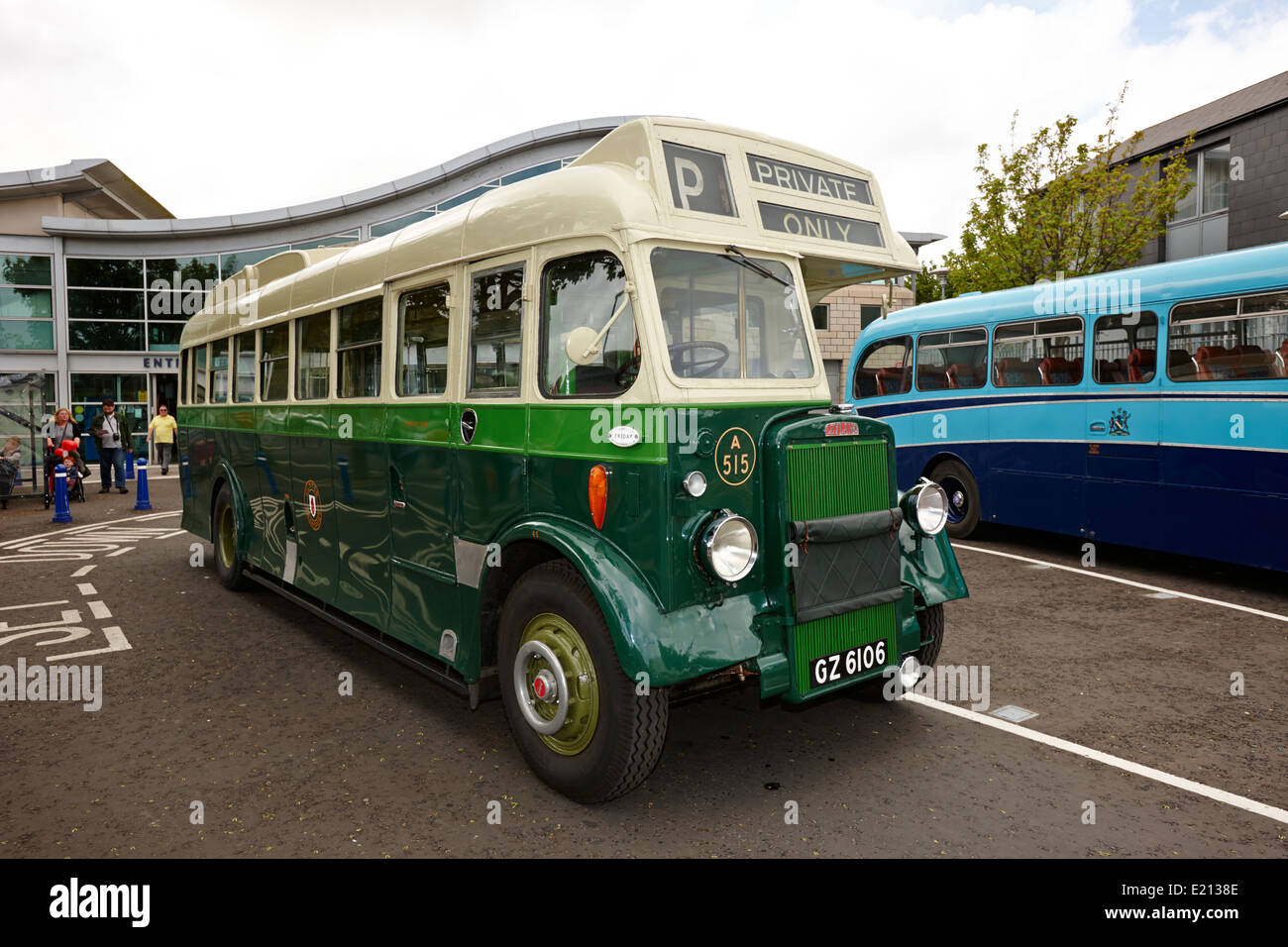 Grüne Lackierung Ulster transport Leyland Tiger Bus in Bangor-Nordirland Stockfoto