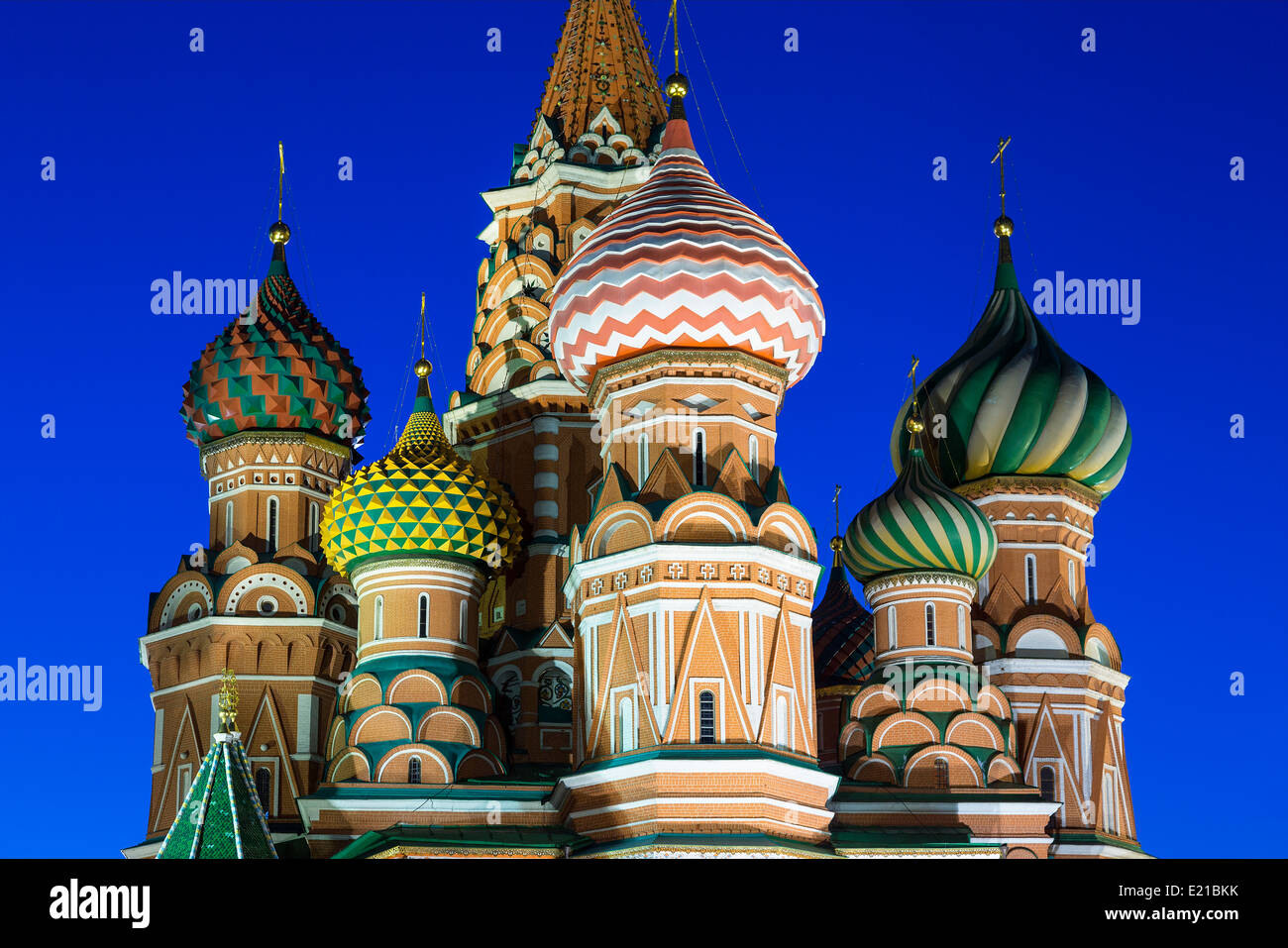 Russland Basilius Kathedrale in Moskau in der Abenddämmerung Stockfoto