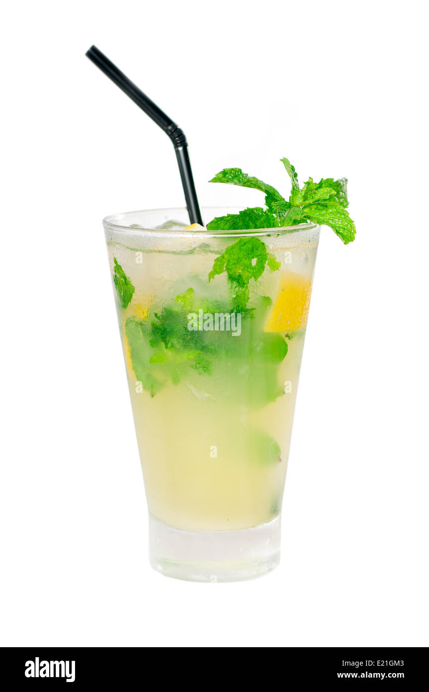 Mojito Caipirina cocktail mit frischer Minze Stockfoto