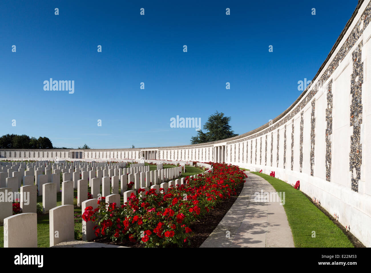 Tyne Cot Welt ein Soldatenfriedhof, der größten britischen Soldatenfriedhof in der Welt. in der Nähe von Ypern, Flandern, Zonnebeke, Belgien Stockfoto