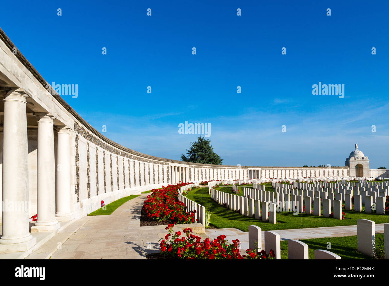 Tyne Cot Welt ein Soldatenfriedhof, der größten britischen Soldatenfriedhof in der Welt. in der Nähe von Ypern, Flandern, Zonnebeke, Belgien Stockfoto