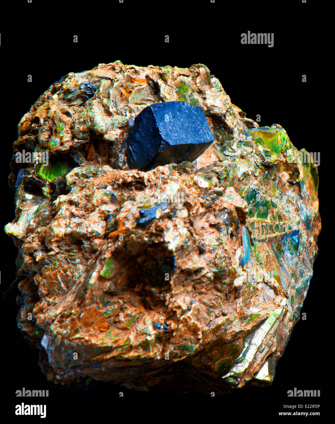 Kristall-Aggregat (Berylle, Turmalin, Fluorit) Stockfoto