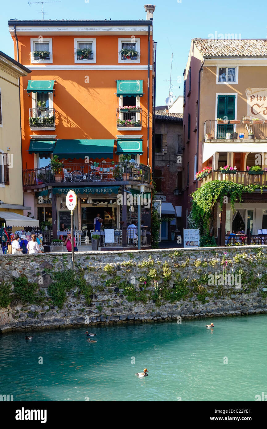 Sirmione am Gardasee, Lombardei, Italien, Europa Stockfoto