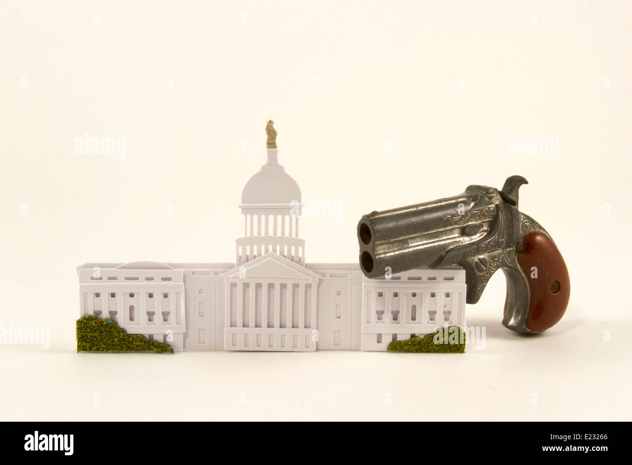 US-Kongress-Gebäude mit Handfeuerwaffe Stockfoto