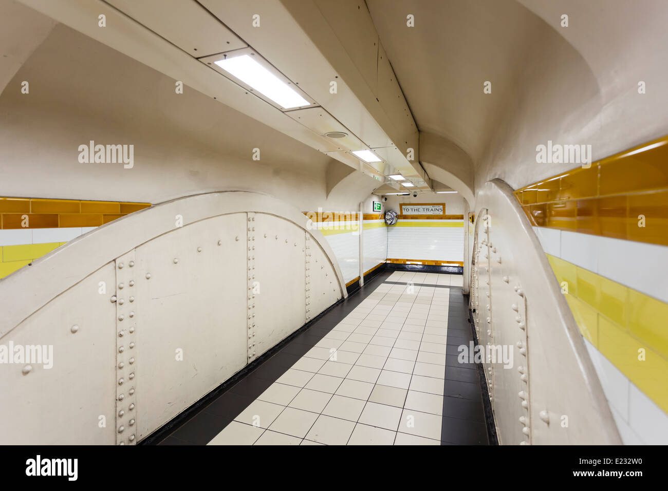 U-Bahn-Tunnel in London, Großbritannien Stockfoto