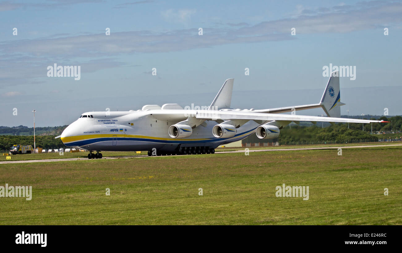 Antonov 225 - An-225 "Mriya" Stockfoto