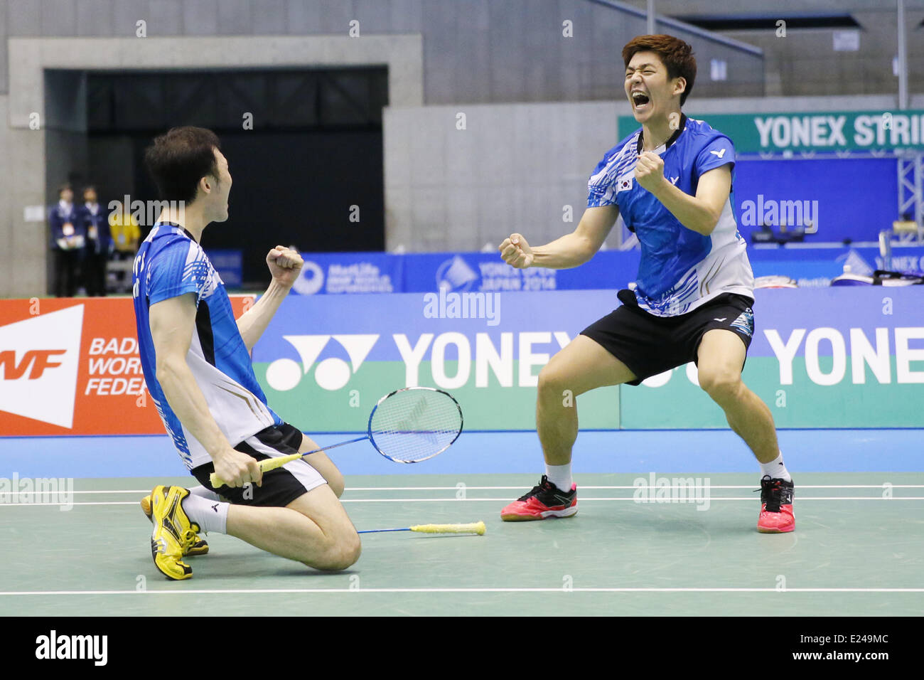 Tokyo Metropolitan Gymnasium, Tokio, Japan. 15. Juni 2014. (L-R) Yeon Seong Yoo, Yong Dae Lee (KOR), 15. Juni 2014 - Badminton: Yonex Open Japan 2014 Herren Doppel Siegerehrung am Tokyo Metropolitan Gymnasium, Tokio, Japan. © Yusuke Nakanishi/AFLO SPORT/Alamy Live-Nachrichten Stockfoto