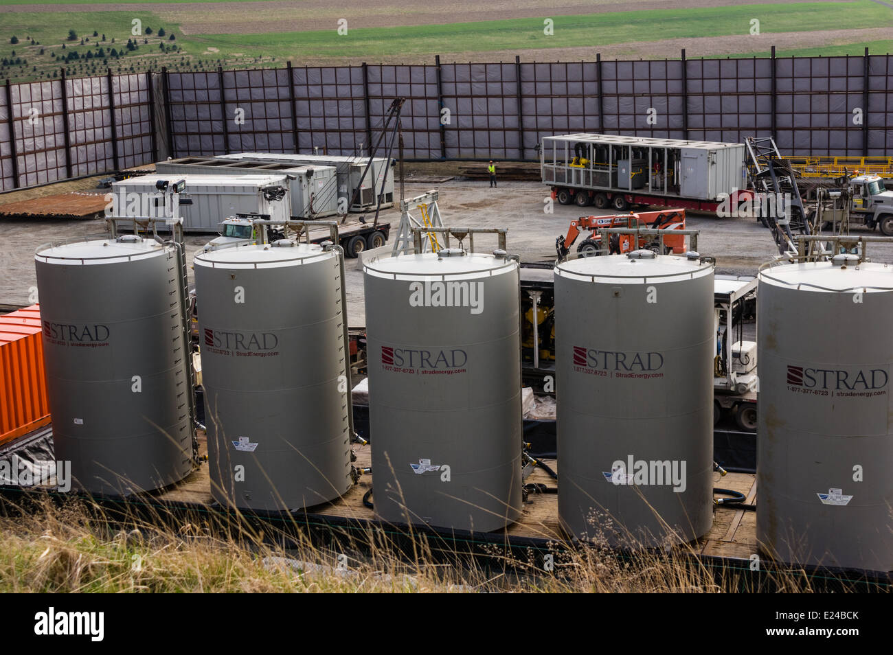 Gas auch Fracking Website mit Ausrüstung errichtet.  Pittsburgh, Pennsylvania Stockfoto