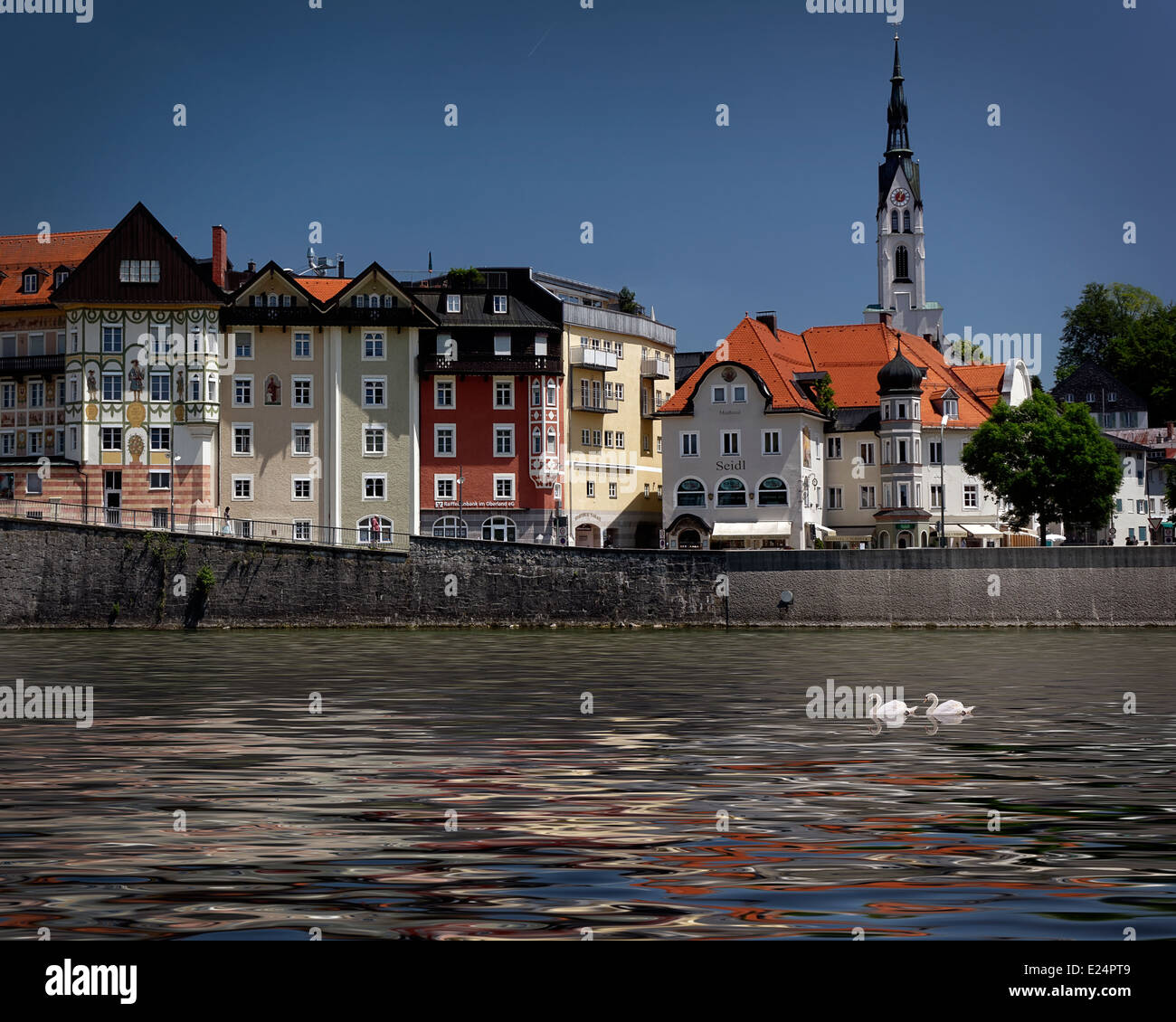 DE - Bayern: Bad Tölz (Altstadt und Fluss Isar) Stockfoto