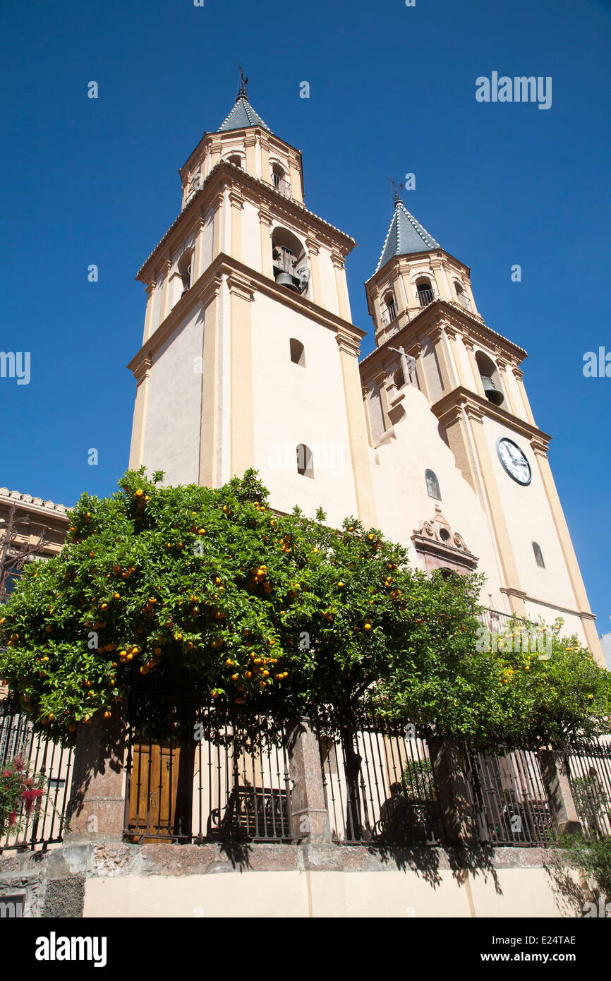 Barocke Kirche von Nuestra Senora De La Erwartung, Orgiva, Las Alpujarras, Provinz Granada, Spanien Stockfoto