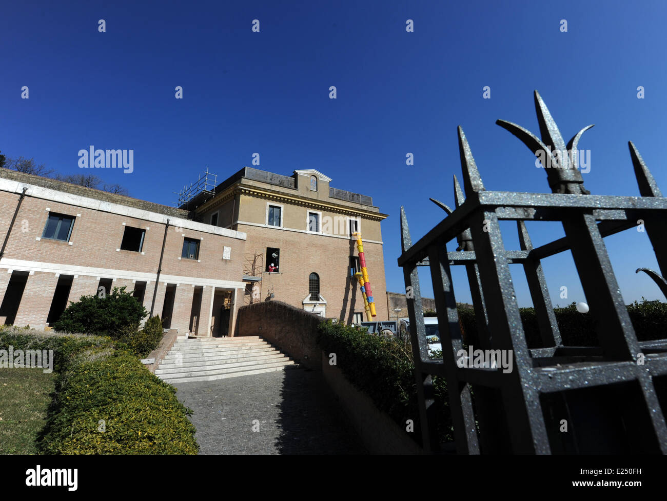 Mater ecclesiae monastery Fotos und Bildmaterial in hoher Auflösung