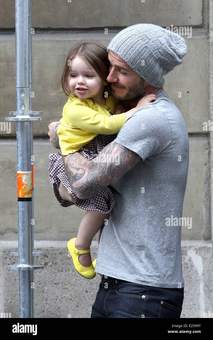 David Beckham Und Seine Tochter Harper Lassen Die Balmain Speichern Mit David Beckham Harper Beckham Wo Paris Frankreich Bei 3 Mai 2013 Stockfotografie Alamy