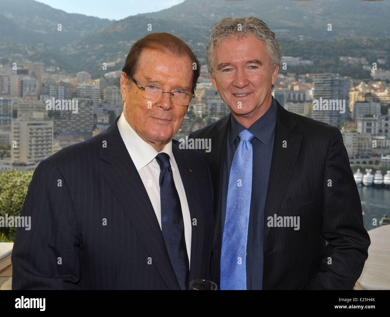 Promis bei der 53. Monte Carlo TV Film Festival mit: Sir Roger Moore, Patrick Duffy wo: Monte Carlo, Monaco bei: 11. Juni 2013 Stockfoto